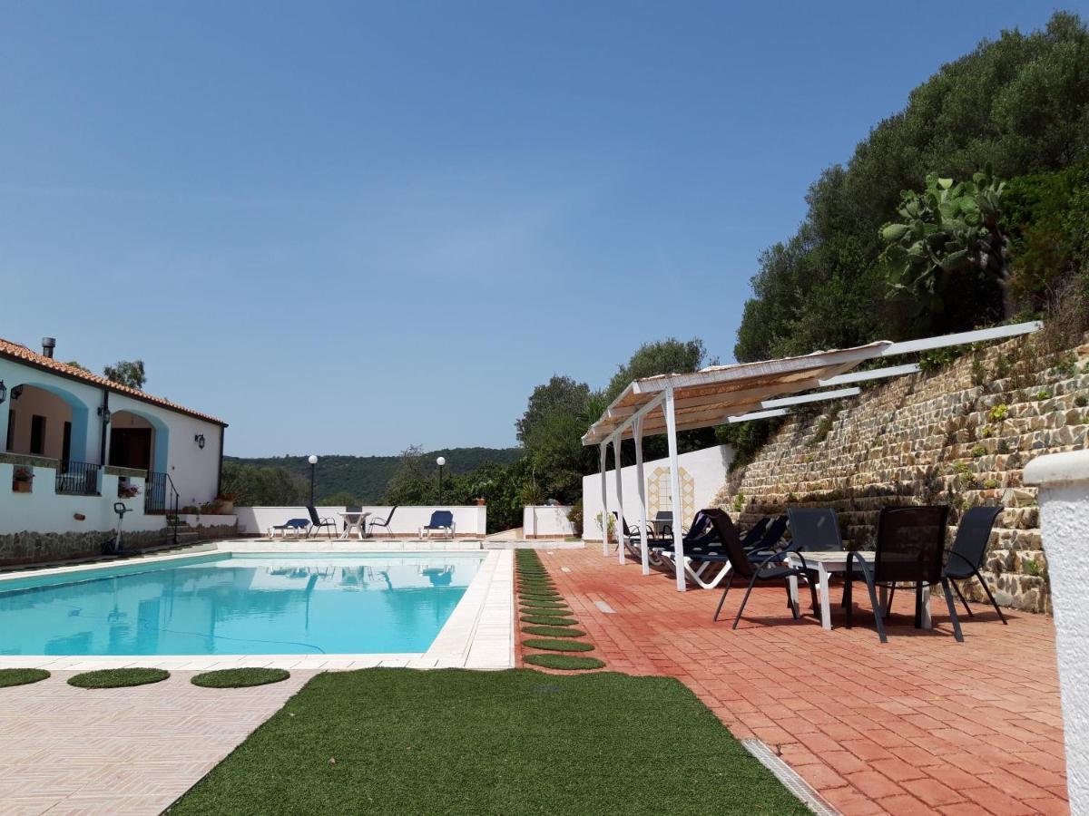 Hotel Valle Del Cedrino Galtellì 外观 照片